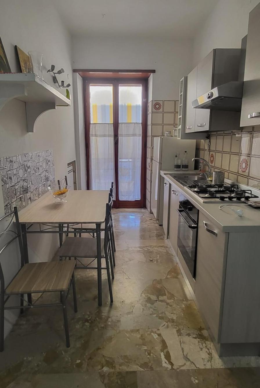 3 Sisters House Apartment Рим Екстериор снимка